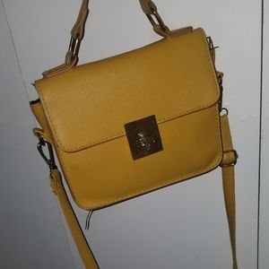 Mustard / Gold crossbody bag